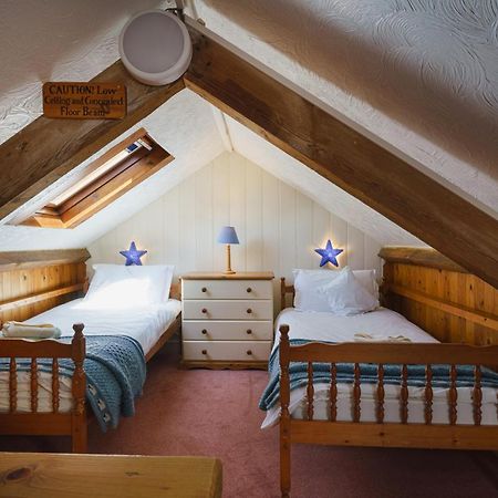 Croft Farm & Celtic Cottages Cardigan Esterno foto