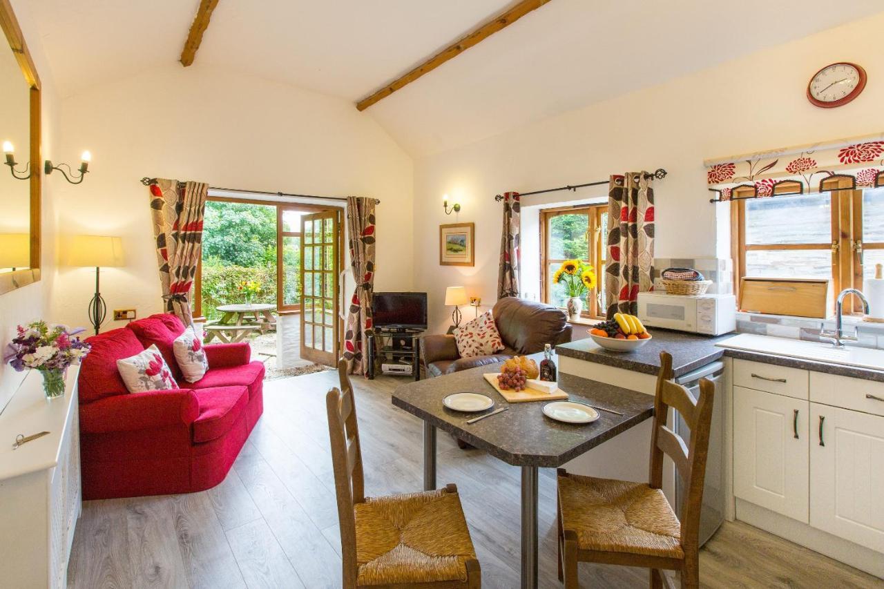 Croft Farm & Celtic Cottages Cardigan Esterno foto