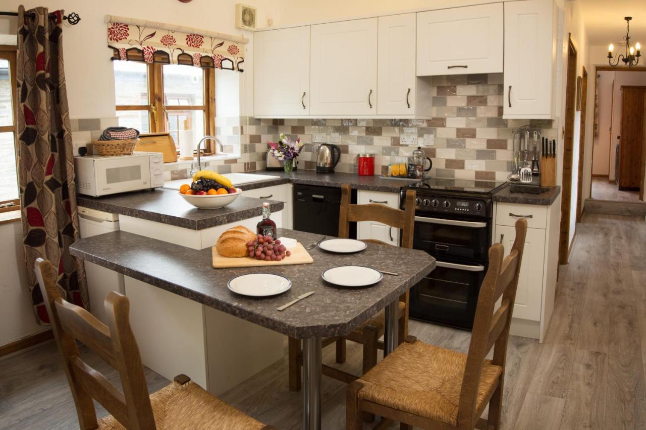 Croft Farm & Celtic Cottages Cardigan Esterno foto